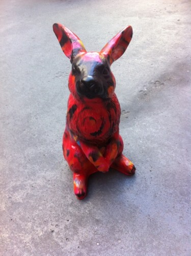 Sculpture intitulée "Graffiti Bunny 2" par Jerome Clem, Œuvre d'art originale, Plastique