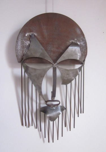 Skulptur mit dem Titel "La sainte face" von Jérôme Danikowski, Original-Kunstwerk, Metalle