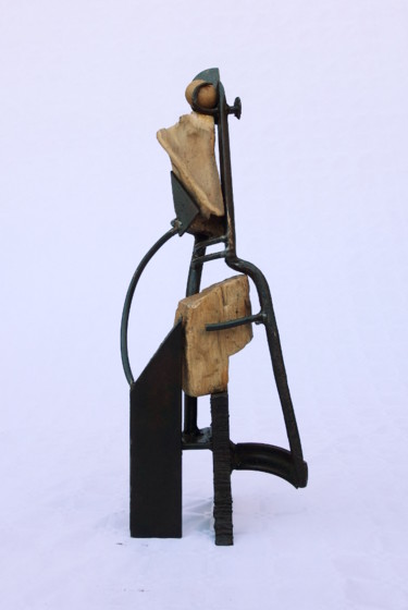 Sculpture titled "Bouteille cubiste" by Jérôme Danikowski, Original Artwork, Metals