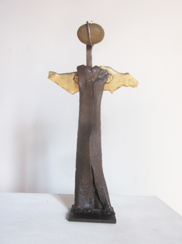 Skulptur mit dem Titel "Bras d'or" von Jérôme Danikowski, Original-Kunstwerk, Metalle