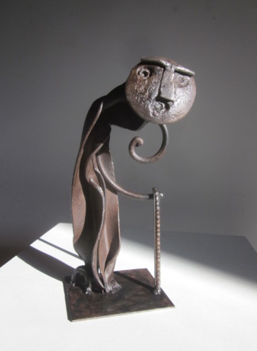 Sculpture titled "Le vieillard" by Jérôme Danikowski, Original Artwork, Metals