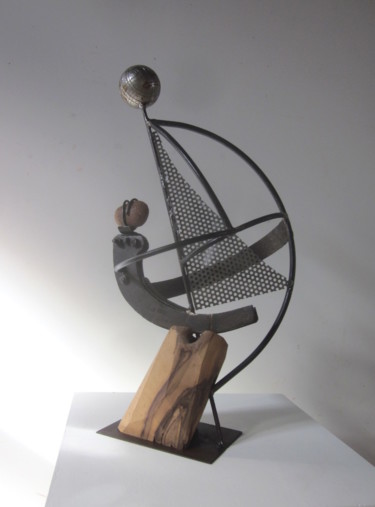 Sculpture titled "La berceuse" by Jérôme Danikowski, Original Artwork, Metals