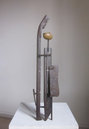Sculpture titled "L'âge de fer" by Jérôme Danikowski, Original Artwork, Metals