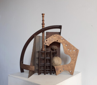 Sculpture titled "Castelet" by Jérôme Danikowski, Original Artwork, Metals