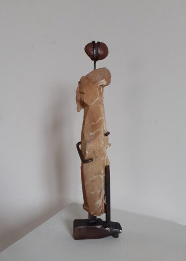 Sculpture intitulée "Vestale5" par Jérôme Danikowski, Œuvre d'art originale, Métaux