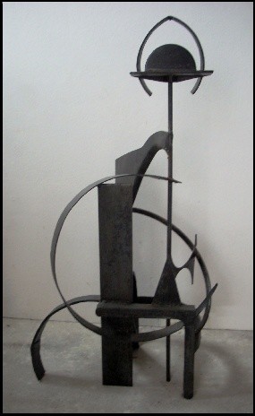 Sculpture titled "Roi" by Jérôme Danikowski, Original Artwork, Metals