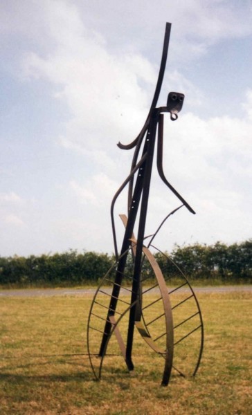 Sculpture intitulée "Sauterelle" par Jérôme Danikowski, Œuvre d'art originale, Métaux
