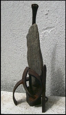 Sculpture intitulée "Menhir" par Jérôme Danikowski, Œuvre d'art originale, Métaux
