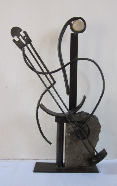 「Guitariste 2」というタイトルの彫刻 Jérôme Danikowskiによって, オリジナルのアートワーク