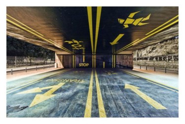 Fotografie mit dem Titel "Mad Highway" von Jerome Perdriolle, Original-Kunstwerk