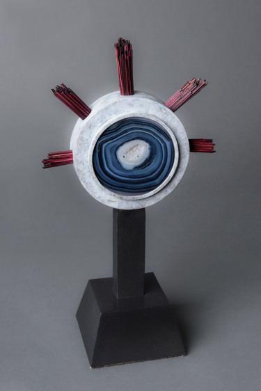 Скульптура под названием "Blue Brazilian Agat…" - Jim Harman, Подлинное произведение искусства, Металлы