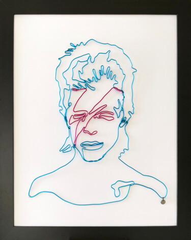 Sculpture titled "Like Bowie" by Jipedan, Original Artwork, Aluminium Mounted on Other rigid panel