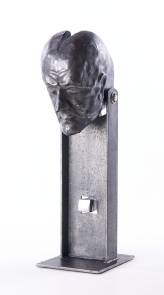 Escultura titulada "Silent Advisor - Ki…" por Jiri Genov, Obra de arte original, Metales