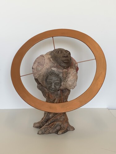 Skulptur mit dem Titel "Regards sur la plan…" von Jj Belle, Original-Kunstwerk, Terra cotta