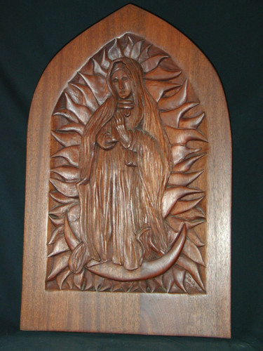 Escultura intitulada "Our Lady of Guadalu…" por Jo Moore, Obras de arte originais, Madeira