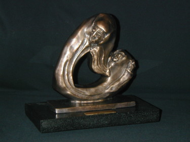 Skulptur mit dem Titel "Grandmother" von Jo Moore, Original-Kunstwerk, Metalle