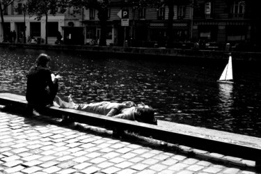 Fotografía titulada ""Paris-Sunday on Ca…" por Jo Tuck, Obra de arte original, Fotografía analógica