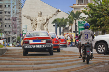 Arts numériques intitulée "Abidjan - Dieu Merci" par Jialba, Œuvre d'art originale, Photographie numérique