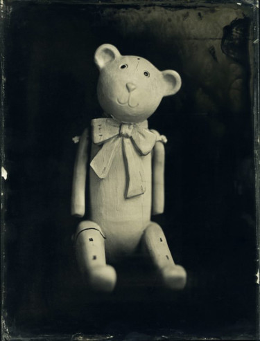 Photography titled "Teddy Bear, wet pla…" by Joanna Borowiec, Original Artwork