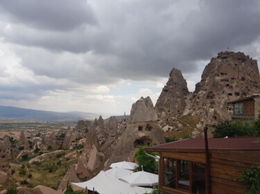 Photographie intitulée "Cloud at Cappadocia" par Joanna Lizbeth, Œuvre d'art originale, Photographie non manipulée