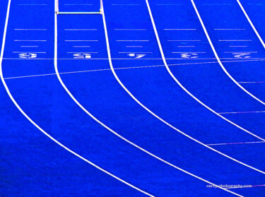 Fotografía titulada "Race Track" por Jochen Cerny, Obra de arte original, Fotografía digital Montado en Otro panel rígido