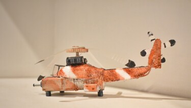 Sculpture intitulée "Helicoptero de Resc…" par Joeartcuba, Œuvre d'art originale, Plastique