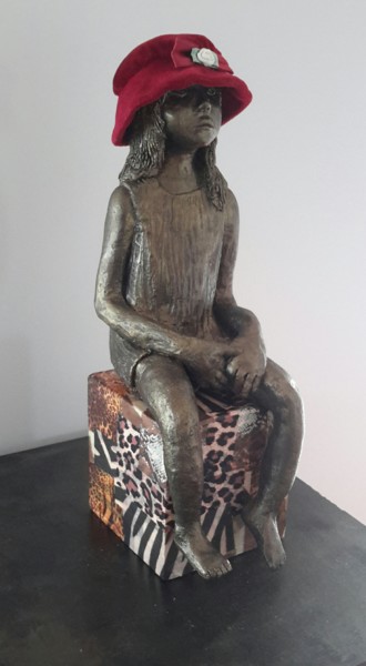Skulptur mit dem Titel "Sur le quai" von Joëlle Boutherin, Original-Kunstwerk, Keramik