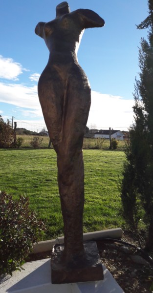 Sculpture titled "Liane" by Joëlle Boutherin, Original Artwork, Plaster