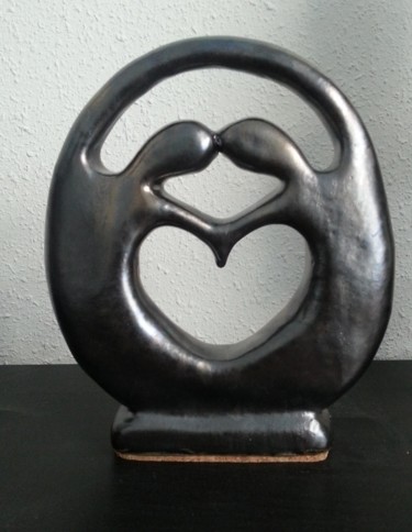 Sculpture intitulée "couple coeur" par Joëlle Thanel, Œuvre d'art originale, Céramique