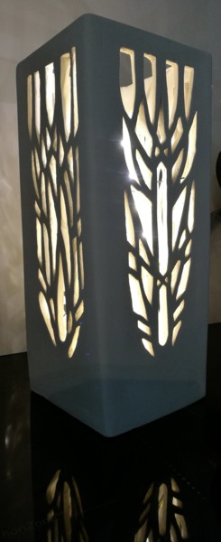 Sculpture intitulée "Lampe "Feuillages"" par Joëlle Thanel, Œuvre d'art originale, Céramique