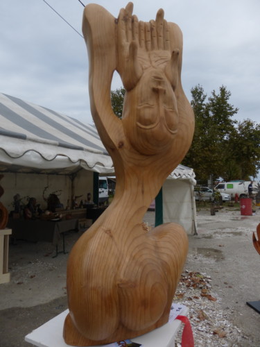 Sculpture intitulée "L'Offrande" par Joelle Couderc, Œuvre d'art originale, Bois