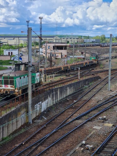 Fotografie mit dem Titel "Gare de triage Maiz…" von John Mailly, Original-Kunstwerk, Nicht bearbeitete Fotografie