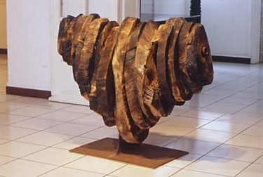 Sculpture titled "dofé difé" by Jean-Claude Jolet, Original Artwork, Metals