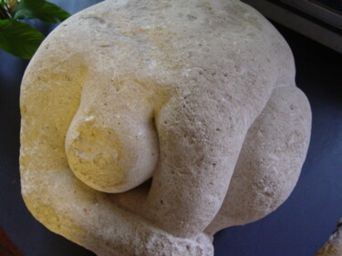 Escultura titulada "La Penseuse" por Jon Von, Obra de arte original, Piedra