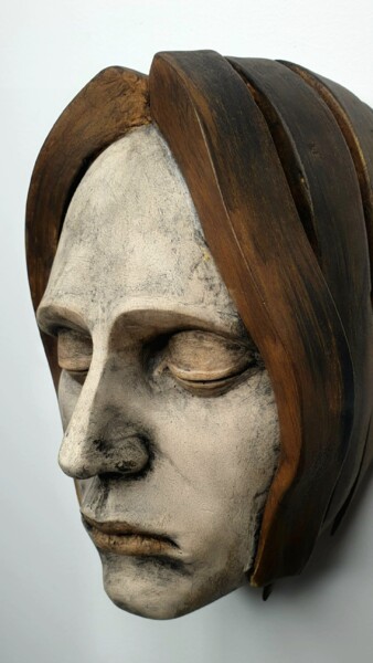 Skulptur mit dem Titel "Romu" von Jonjon, Original-Kunstwerk, Keramik