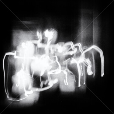 Fotografia intitolato "JEU DE LUMIERE # 01" da Jorg Becker, Opera d'arte originale, Light Painting