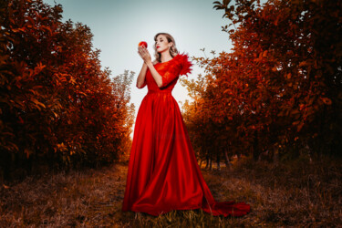Photography titled "Caperucita Roja" by Jorge Kánovas, Original Artwork, Digital Photography