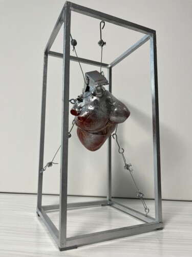 Скульптура под названием "Implante III" - Jorge Luis Santana Pérez, Подлинное произведение искусства, Смола