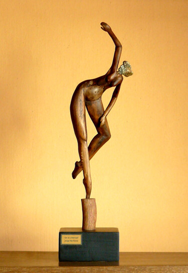 Escultura titulada "" de la LIBERTAD "" por Jorge R. Barboza, Obra de arte original, Madera