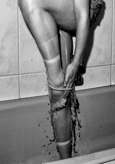 Fotografía titulada "The shower of Anna 2" por Jose Grimm, Obra de arte original, Fotografía digital