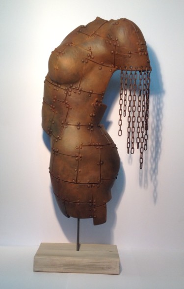 Sculpture intitulée "Corps de fer haut" par Jose Hernandez, Œuvre d'art originale, Terre cuite