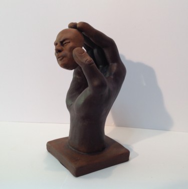 Sculpture intitulée "Possession" par Jose Hernandez, Œuvre d'art originale, Terre cuite