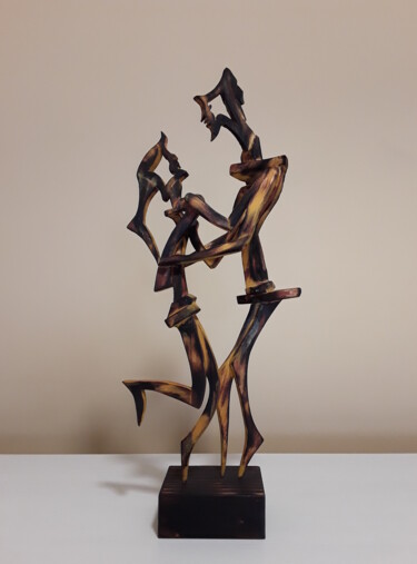 Skulptur mit dem Titel "EL ABRAZO" von José Manuel Solares, Original-Kunstwerk, Holz