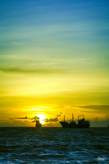 Fotografie mit dem Titel "sunset at the bay" von Joseph Dalusong, Original-Kunstwerk, Digitale Fotografie