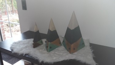 "pyramides céramique…" başlıklı Heykel Josi Rica tarafından, Orijinal sanat, Terracotta