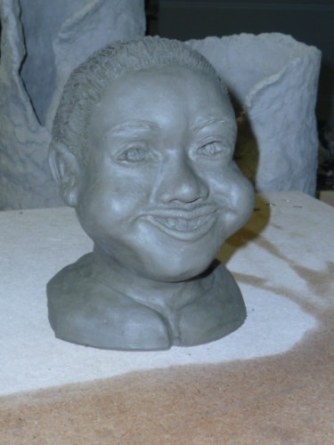 Скульптура под названием "caricature fille au…" - Josi Rica, Подлинное произведение искусства, Терракота