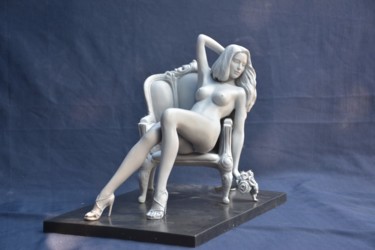 Sculpture intitulée "Rosemary on chair s…" par Joy And Willy, Œuvre d'art originale, Métaux