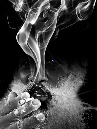 Fotografia intitulada "fumer" por Jose Americo Jsilvares, Obras de arte originais, Fotografia Manipulada
