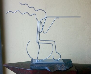 Sculpture titled ""TIRO CON CARABINA…" by Juan Carlos Sánchez De La Nieta, Original Artwork, Metals