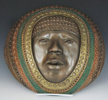 Skulptur mit dem Titel "Sun Disk 2.jpg" von Juarez Hawkins, Original-Kunstwerk, Keramik